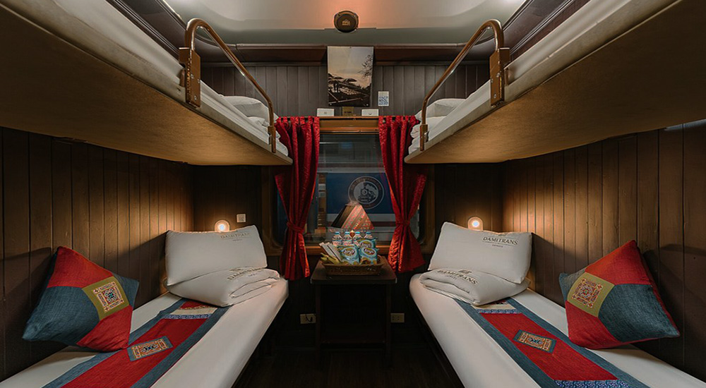 TÀU DAMITRANS EXPRESS