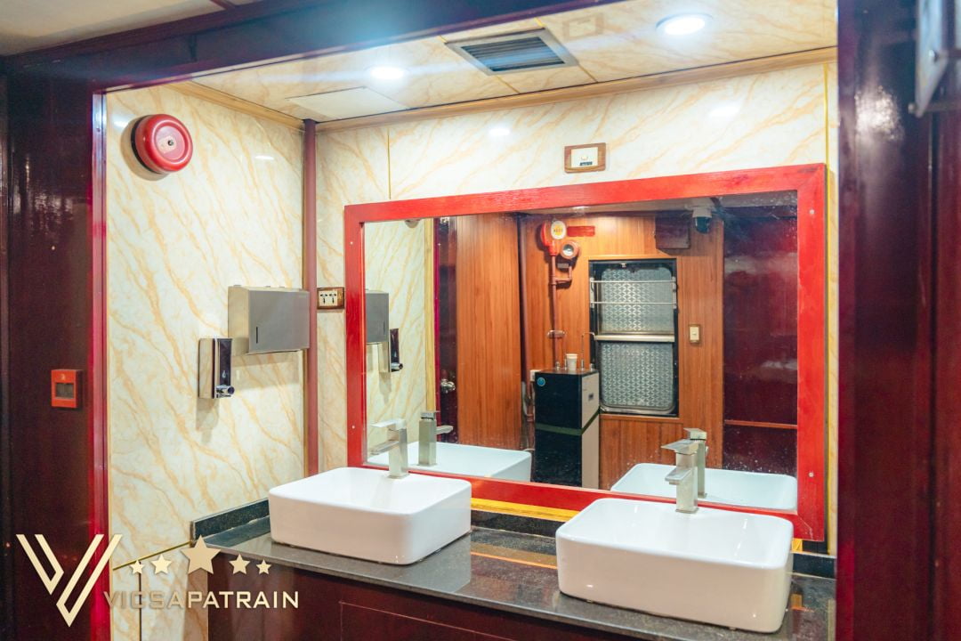 vicsapatrain hà nội lào cai