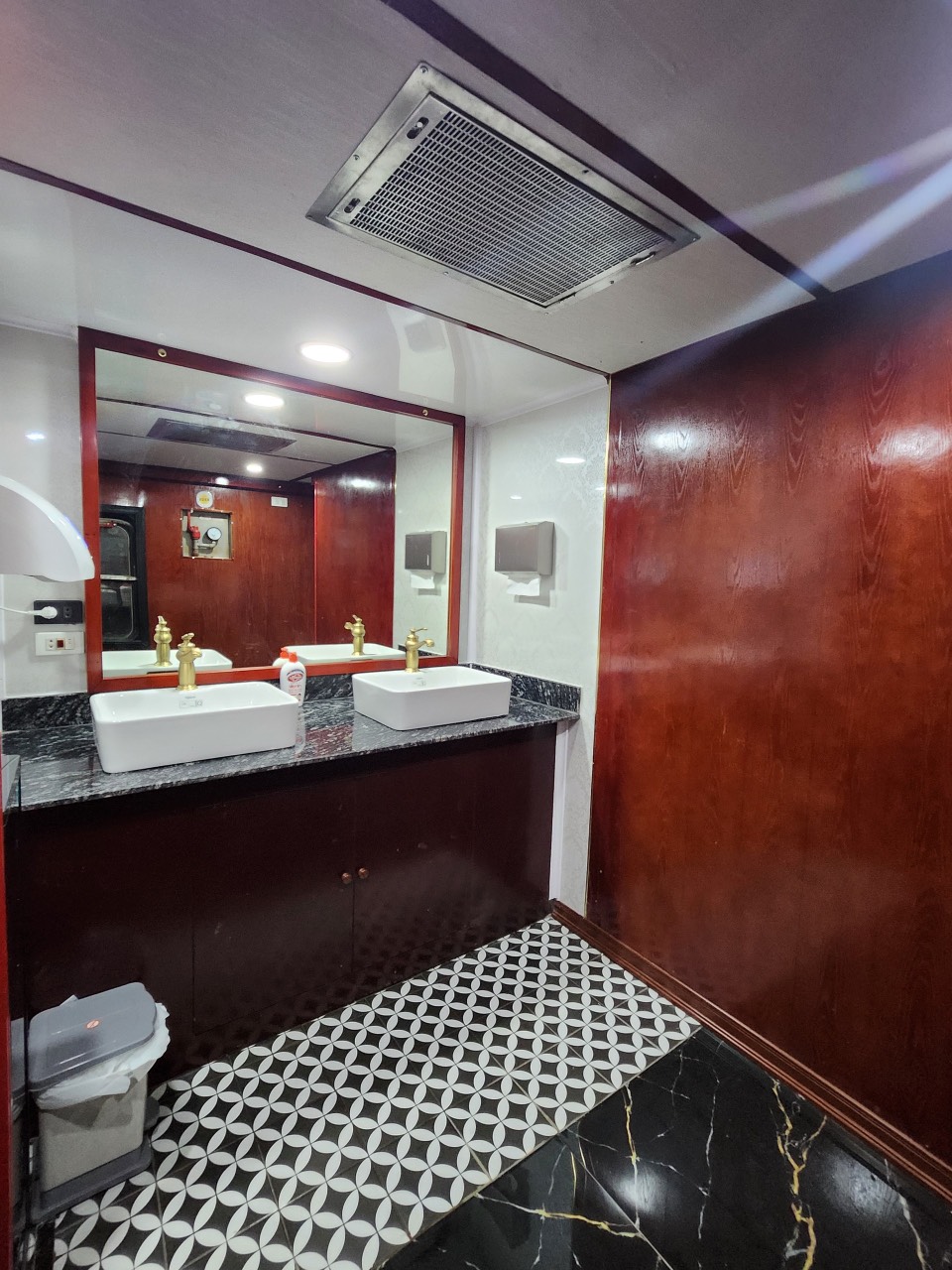 vicsapatrain hà nội lào cai