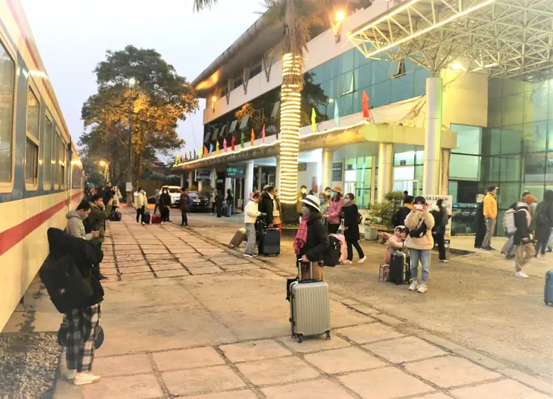 Cẩm nang đi tàu Hà Nội – Lào Cai: Hành trình chậm rãi khám phá Tây Bắc