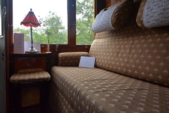 Vé Tàu Nam Định ⇆ Hà Tĩnh 2026: Giá Vé, Lịch Tàu & Cách Di Chuyển