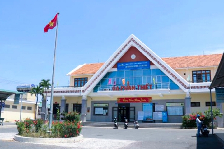 TÀU HÀ NỘI BÌNH THUẬN