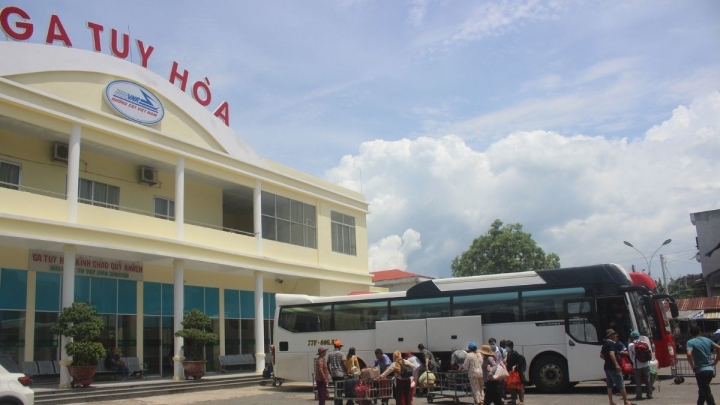 TÀU HÀ NỘI TUY HÒA